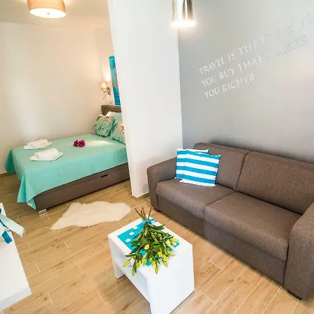 Idro Directly At The Apartman *