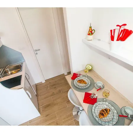 Idro Directly At The Apartman Split