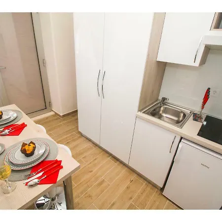 Apartman Idro Directly At The *