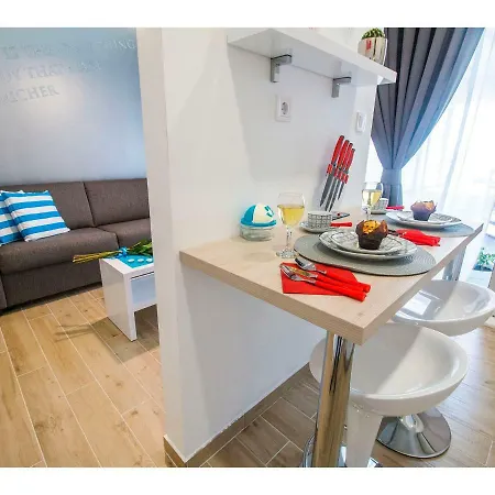 Idro Directly At The Apartman *