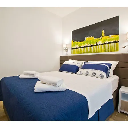 Apartman Idro Directly At The