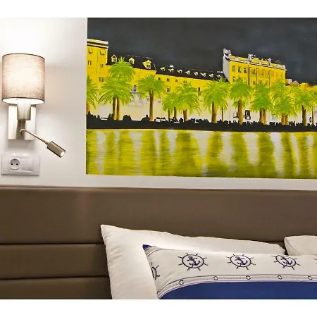 Apartament Idro Directly At The *