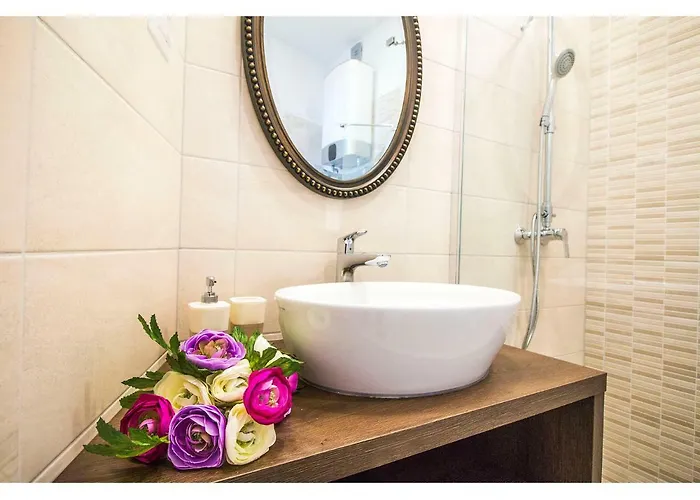 Apartament Idro Directly At The *